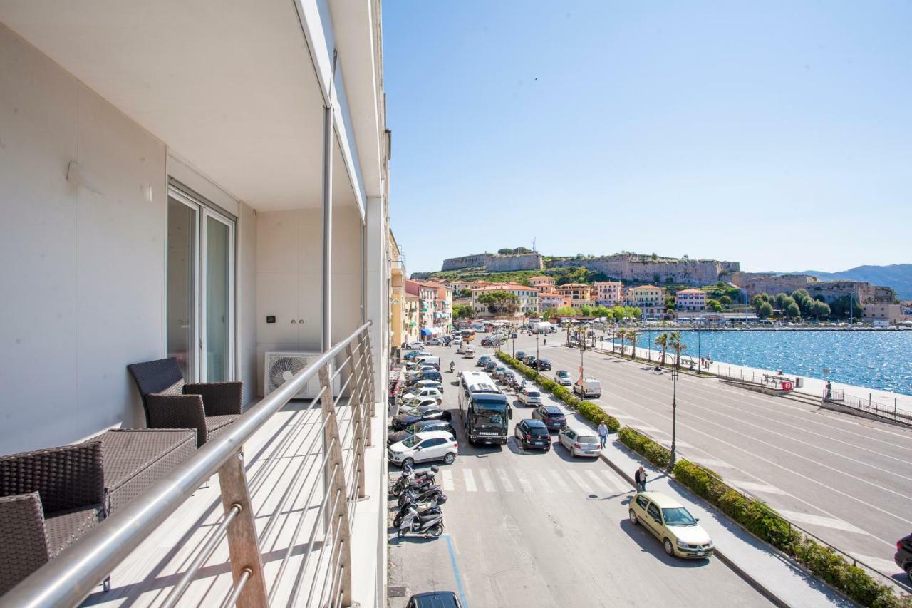 Appartamenti Lungomare Portoferraio Esterno foto