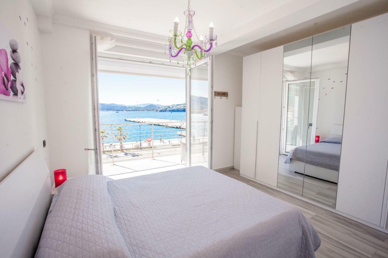 Appartamenti Lungomare Portoferraio Esterno foto